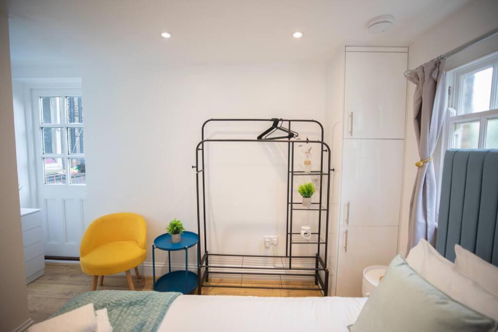 Perfect Location 4Bed 2 Bath Spacious Apartment ロンドン エクステリア 写真
